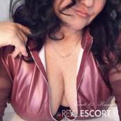 LAURA1