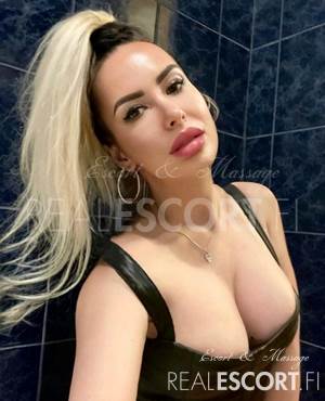 Playmate Linda
