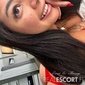 Raquel Brasileña