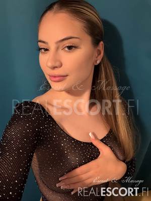 Arianna Love