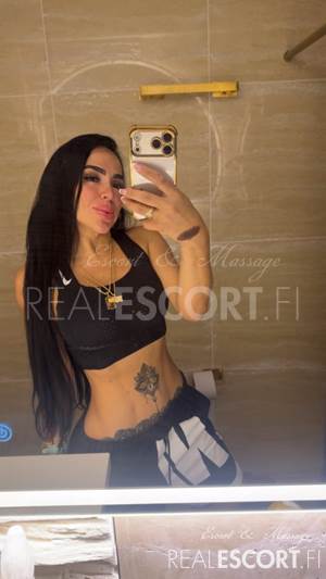 Linda hot latina