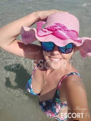 Nicoleta Mature