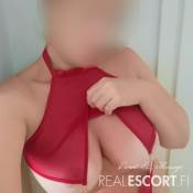 Laura BodyToBody