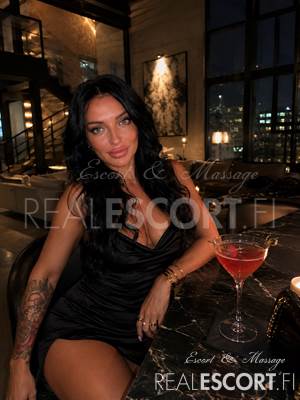 RUSLANA HOT